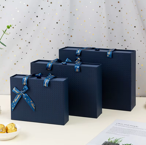Boîte cadeau portable à tiroir coulissant en papier avec texture gaufrée, boîte rigide pour emballage de cadeaux de mariage, d'anniversaire ou de Saint-Valentin - Product Image 4