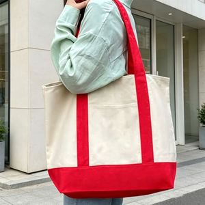 Sacs fourre-tout personnalisés en toile de coton avec logo brodé ou sérigraphié, poche unie vierge pour le transport en classe - Product Image 2
