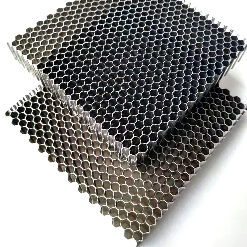 Honingraat Gaten Speciale Shield Materiaal Voor Air Vent En Stof Preventie Aluminium Legering Met Flenzen Frame