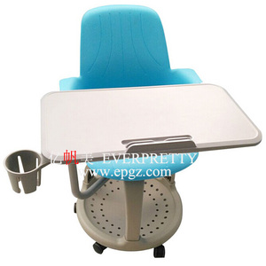 Offres Spéciales <span class=keywords><strong>chaise</strong></span> <span class=keywords><strong>de</strong></span> croquis mobile <span class=keywords><strong>de</strong></span> haute qualité <span class=keywords><strong>avec</strong></span> <span class=keywords><strong>tablette</strong></span> pour étudiant <span class=keywords><strong>avec</strong></span> plateau à gobelets et plateau à stylos - Product Image 1