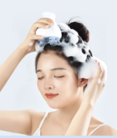 Masseur de tête multidimensionnel imperméable Emoka avec recharge USB pour le lavage et le massage du cuir chevelu