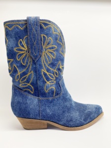 <span class=keywords><strong>Bottes</strong></span> de cow-boy mi-mollet de style classique d'automne avec broderie fine talon carré à enfiler Denim fermeture à bouton à bout pointu supérieur - Product Image 6