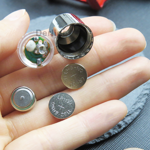 Lumière LED multicolore pour <span class=keywords><strong>valve</strong></span> <span class=keywords><strong>de</strong></span> pneu <span class=keywords><strong>de</strong></span> vélo, moto et voiture - Product Image 4