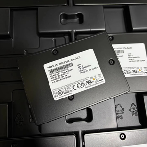 Unidad de estado sólido HORNG SHING usada con el SSD PM983A U.2 7,68 T SATA 6Gbps - Product Image 1