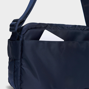 Maßgefertigte Klassische Logo-Reißverschluss-Tasche aus Nylon, Wasserdichte 5L Hüfttasche, Brusttasche für Outdoor-Sport, Laufen, Unisex Crossbody-Bauchtasche - Product Image 3