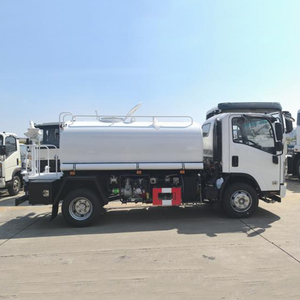 รถบรรทุกอีซูซุ 700P 4x2 เครื่องยนต์ดีเซล 120 แรงม้า พร้อมถังเก็บน้ำ ยูโร 6 - Product Image 4