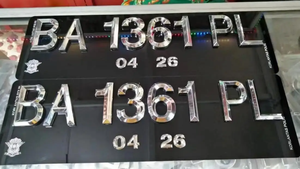 Cheap Wholesale Custom <strong>Sliver</strong> 3d Plastic Alphabet Badge <strong>Chrome</strong> Car Letters Numbers Logo Stickers - Product Image 6