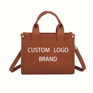 Sac à main femme grande capacité avec logo personnalisé, sac à bandoulière de luxe en cuir PU, sac fourre-tout femme - Product Image 1