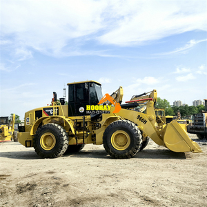 Chargeuse sur pneus Caterpillar CAT 966H d'occasion, 6 tonnes, faible nombre d'heures, transmission 4x4, moteur C13 certifié, faible nombre d'heures, haute performance - Product Image 2