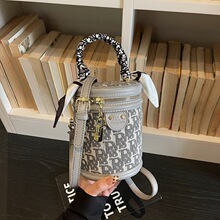 Bolsos de Mano Pequeños de Metal para Mujer, Bolso de Moda para Chicas, Bolso de Mano para Fiesta, Bolsos de Mano para Mujer, Bolsa de Cosméticos - Product Image 3