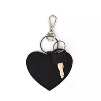 Porte-clés de luxe personnalisé en forme de cœur, logo personnalisé, haute qualité, multicolore, fait main, en cuir véritable pour sac et voiture