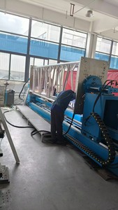 Système de treillis en alliage d'aluminium avec raccord pour événements extérieurs, capacité de charge de 1000 kg, conception modulaire et construction durable - Product Image 4