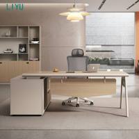 Bureau de direction intelligent LIYU avec finition bois, multiprise intégrée et station de charge USB