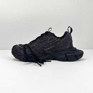 Chaussures de marche et de course rétro JiuZhou pour hommes, personnalisées, en cuir noir, avec amorti supérieur – Tendance mode de haute qualité, durables - Product Image 1