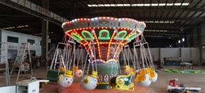 Chaise volante d'intérieur en fibre de verre et métal, équipement d'amusement pour centres commerciaux, parcs à thème, manèges de carnaval, provenant de la gamme des jeux d'extérieur - Product Image 6