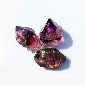 BULK Super sette pietre di cristallo di <span class=keywords><strong>guarigione</strong></span> di pietre grezze Super 7 sette punti regalo di cristallo di ghiaia punti per la <span class=keywords><strong>guarigione</strong></span> - Product Image 1