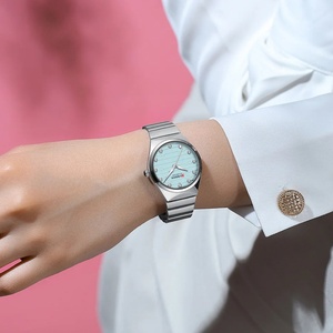 Montres à quartz pour femmes CURREN 9110, luxe minimaliste avec accents en strass et aiguilles lumineuses, élégantes en acier inoxydable - Product Image 3