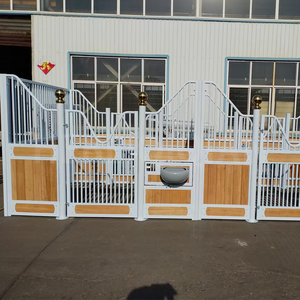 Revestimento Resistente À Corrosão Aço Galvanizado Portable <span class=keywords><strong>Horse</strong></span> Stables Rolling <span class=keywords><strong>Feeder</strong></span> Aço HDG Corridas De Cavalos Estável com Dobradiça Porta