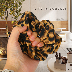 Coletero con Estampado de Leopardo, Banda para el Cabello de Alta Elasticidad, Accesorio para Cola de Caballo, Uso Diario, Otoño 2024, Origen Yiwu - Product Image 3