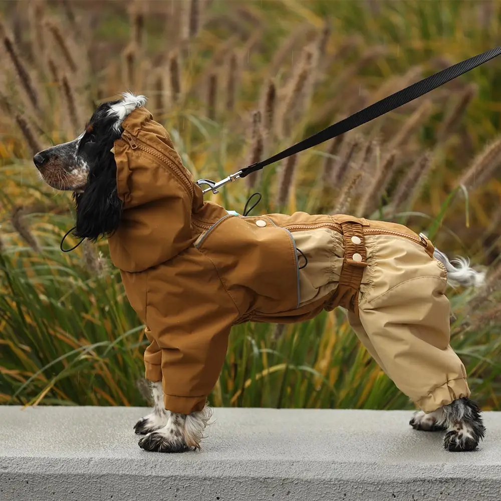 Qiqu Pet Supplies Custom New Designer Impermeável Dog Raincoat para Todas as Raças Casaco de chuva Dog Full Body Suit Pet Casacos Para cães
