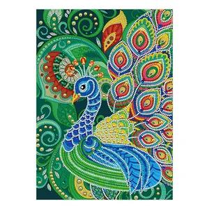 Motif de paon animal personnalisé forme spéciale perceuse partielle 5D bricolage veilleuse lumineuse diamant peinture paon