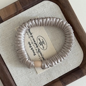 Однотонные атласные Высококачественные Многослойные резинки для волос с оборками, высокоэластичные резинки для волос для женщин и девочек - Product Image 6