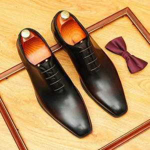 Chaussures habillées Oxford luxueuses sur mesure en cuir véritable, avec lacets ajustables et un design simple, pour hommes. - Product Image 1