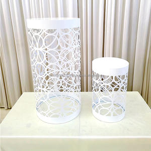 ชุดขาตั้งเค้กเหล็กสีขาวคุณภาพสูงสองชิ้น ยี่ห้อ FURUN สำหรับตกแต่งฉากหลังงานแต่งงานและงานปาร์ตี้ - Product Image 4