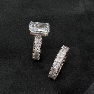 Anillo de Diamantes de Oro Rosa de 14k de Lujo, Joyería Fina Clásica para Propuesta de Matrimonio, Regalo de Aniversario y Ocasiones Especiales - Product Image 5