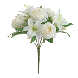 Fête de mariage fausse fleur <span class=keywords><strong>rose</strong></span> 7 têtes mini <span class=keywords><strong>bouquet</strong></span> de fleurs de <span class=keywords><strong>rose</strong></span> <span class=keywords><strong>lys</strong></span> petit <span class=keywords><strong>bouquet</strong></span> de fleurs blanches pour décor de centre de table - Product Image 1