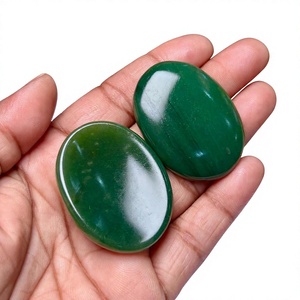 Jade Verde Pulgar Preocupación Piedra Cristal Chakra Reiki Jade Verde Pulido Curación Cristal Bolsillo Preocupación Piedra Cristales para Curación - Product Image 1