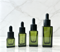 Flacons compte-gouttes carrés en verre vert de luxe 5ml/10ml/20ml/30ml, bouchon compte-gouttes noir mat, flacons cosmétiques vides pour sérum