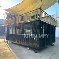 Moderne foodtruck, zeecontainer, geprefabriceerde mobiele strandbar, huizen, restaurant, keuken, koffieshop, café
