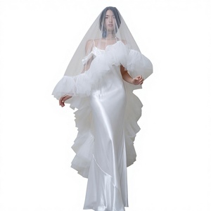Voile de mariée bouffant double couche <span class=keywords><strong>mi</strong></span>-<span class=keywords><strong>long</strong></span> avec appliques et volants, bordure effet nuage, style forêt, pour séance photo, pour <span class=keywords><strong>femme</strong></span>, collection 'Note of love' - Product Image 1