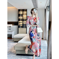 Robe plissée sur mesure style Miyake pour femme, élégante, imprimé floral oiseaux exotiques, manches 3/4, longueur maxi, tenue de fabricant
