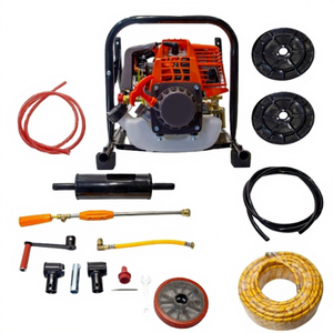 Pulvérisateur à dos manuel en cuivre de 16 L pour le déversement d'<span class=keywords><strong>eau</strong></span> dans les terres agricoles et les vergers - Product Image 1