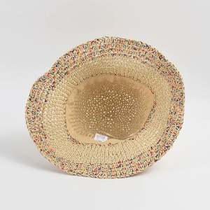 หมวกฟางสำหรับวันหยุดพักผ่อนริมทะเลโบฮีเมียนหมวกฟางกระดาษแบบเกี่ยวมือสำหรับผู้หญิง - Product Image 4