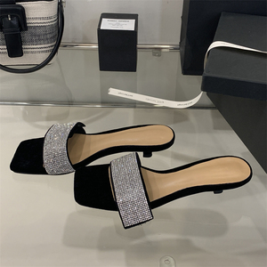 รองเท้าแตะแบบสวม XSD รุ่น Elegant Summer Platform ประดับคริสตัล แฟชั่นใหม่ ทันสมัย กันลื่น นุ่มสบาย ทนทาน ส้นเตี้ย - Product Image 6