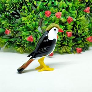 Figurine d'oiseau en verre soufflé à la main, rouge et blanc, thème animal de Noël, décoration artisanale - Product Image 4