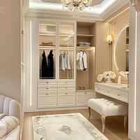 Armoire de chambre moderne de luxe avec coiffeuse et bureau, idéale pour appartement et villa, design en bois gain de place