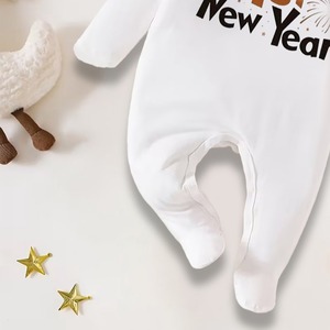 Conjunto de Macacão e Chapéu Unissex para Bebê Branco Puro 2 Peças 100% Poliéster Respirável Ecológico Manga Longa Gola Envelope com Fecho na Virilha - Product Image 5