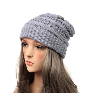 2025 automne/hiver bonnets femmes chaud tricoté casquettes Simple couleur unie chapeaux luxe bonnets - Product Image 6