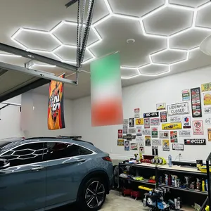 Sıcak satış Custom Made yüksek performanslı garaj ve atölye altıgen Led detaylandırma ışık araba showroom lamba