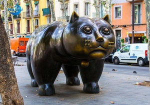 Escultura de Bronce de Mujer Desnuda Abrazándose, Gran Escultura de Arte Moderno para Jardín, Fernando Botero - Product Image 3