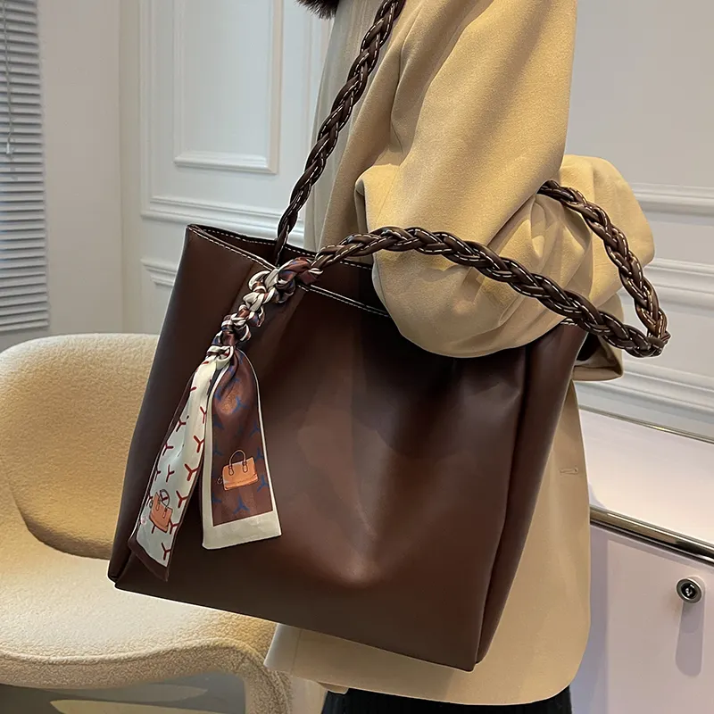 2023 yeni çanta kadın, kore versiyonu bitirmek tasarım tatlı moda kadın çantası omuzdan askili çanta