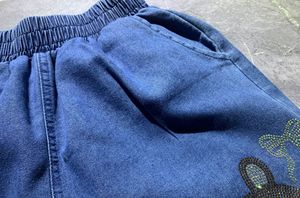 GX-completo in Denim di grandi dimensioni <span class=keywords><strong>con</strong></span> camicia a maniche corte di strass, pantaloni larghi larghi <span class=keywords><strong>con</strong></span> <span class=keywords><strong>elastico</strong></span> in vita, Set in due pezzi - Product Image 4