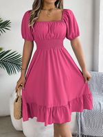 Robe Trapèze Courte à Manches Courtes Col Carré Unie Ceinturée à Volants, Collection Printemps-Été Très Vendue pour Femme