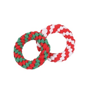 Juguetes de cuerda navideños para perros, anillo rojo, blanco y verde de 11 cm, juguete masticable duradero para el autoentretenimiento de las mascotas - Product Image 4