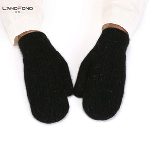 Guantes de punto elásticos de color sólido para niños, mitones cálidos de invierno para niños, mitones de algodón para uso diario y viajes - Product Image 2