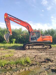 Excavadora de cadenas usada DX225LCA de 25 toneladas, excavadora hidráulica sobre orugas para movimiento de tierras en construcción - Product Image 2